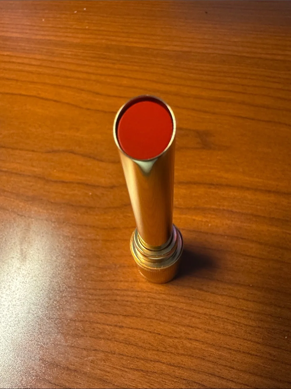 Rouge de Beauté Brillant Glow & Care Lipstick